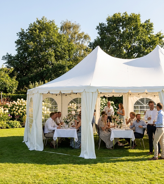 White marquee 6.8x5m with PVC/polyester and steel frame for outdoor events